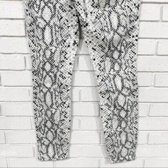 Good American Good Waist Skinny Jeans - Size‎ 16